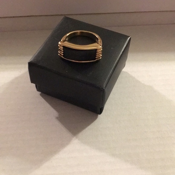 Avon Modern Woodlands Ring size 6 (M) - Picture 1 of 4
